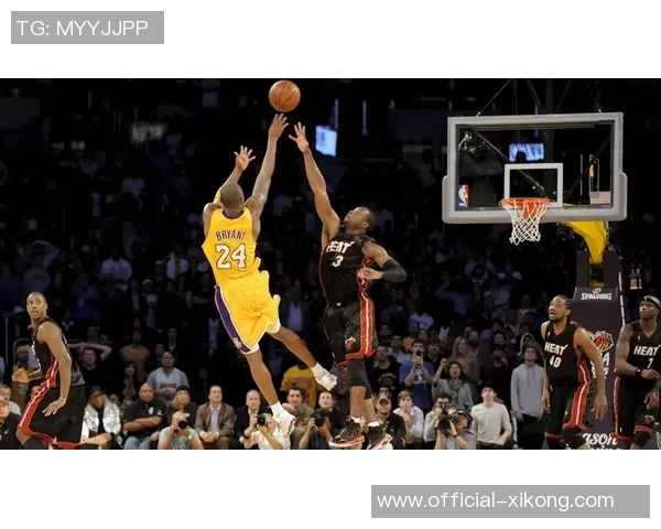 18年前的今天科比常规赛生涯总得分突破20000分的辉煌时刻 18年前的今天科比常规赛生涯总得分突破20000分的辉煌时刻